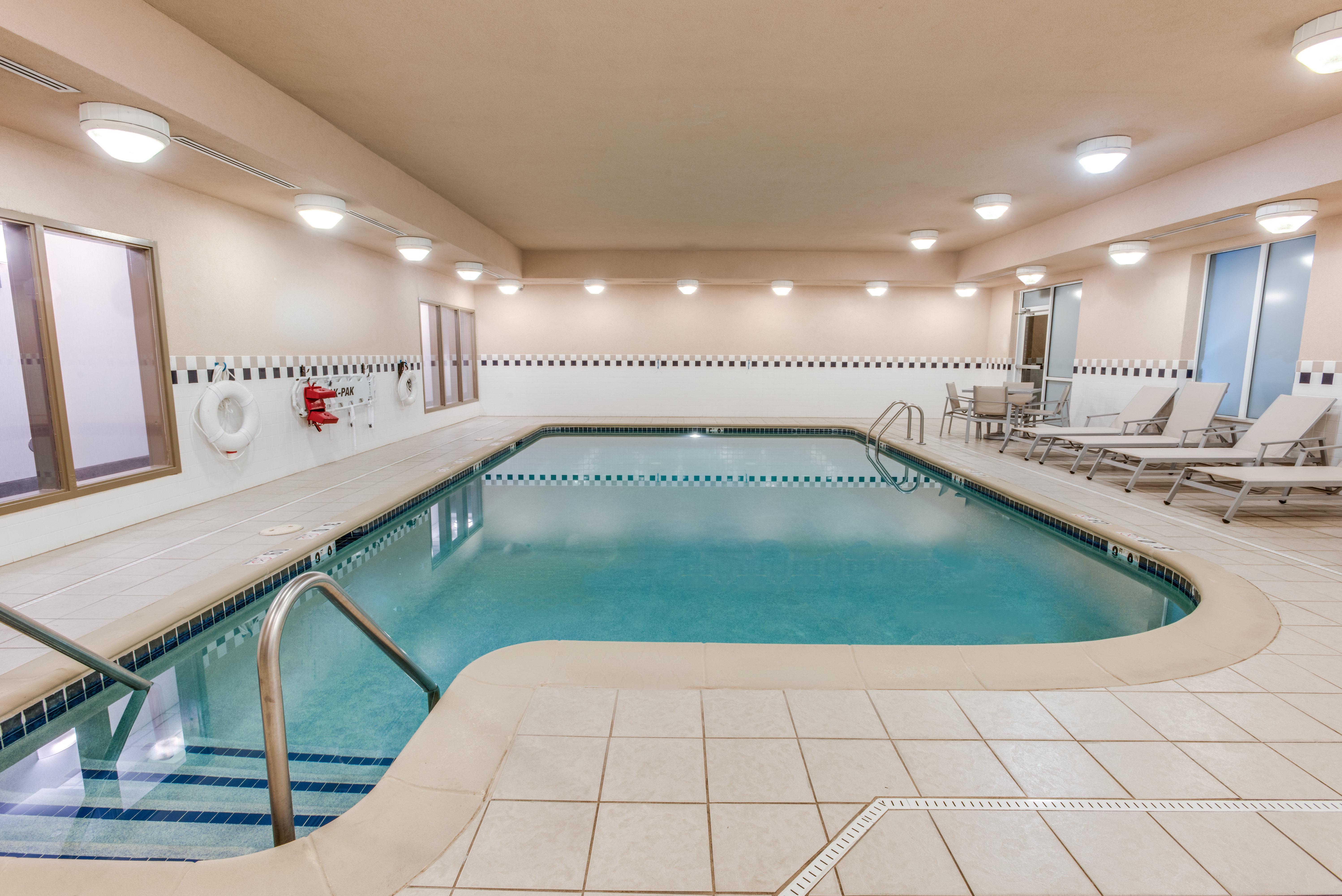 Holiday Inn Express Hotel & Suites Bethlehem By Ihg Bagian luar foto