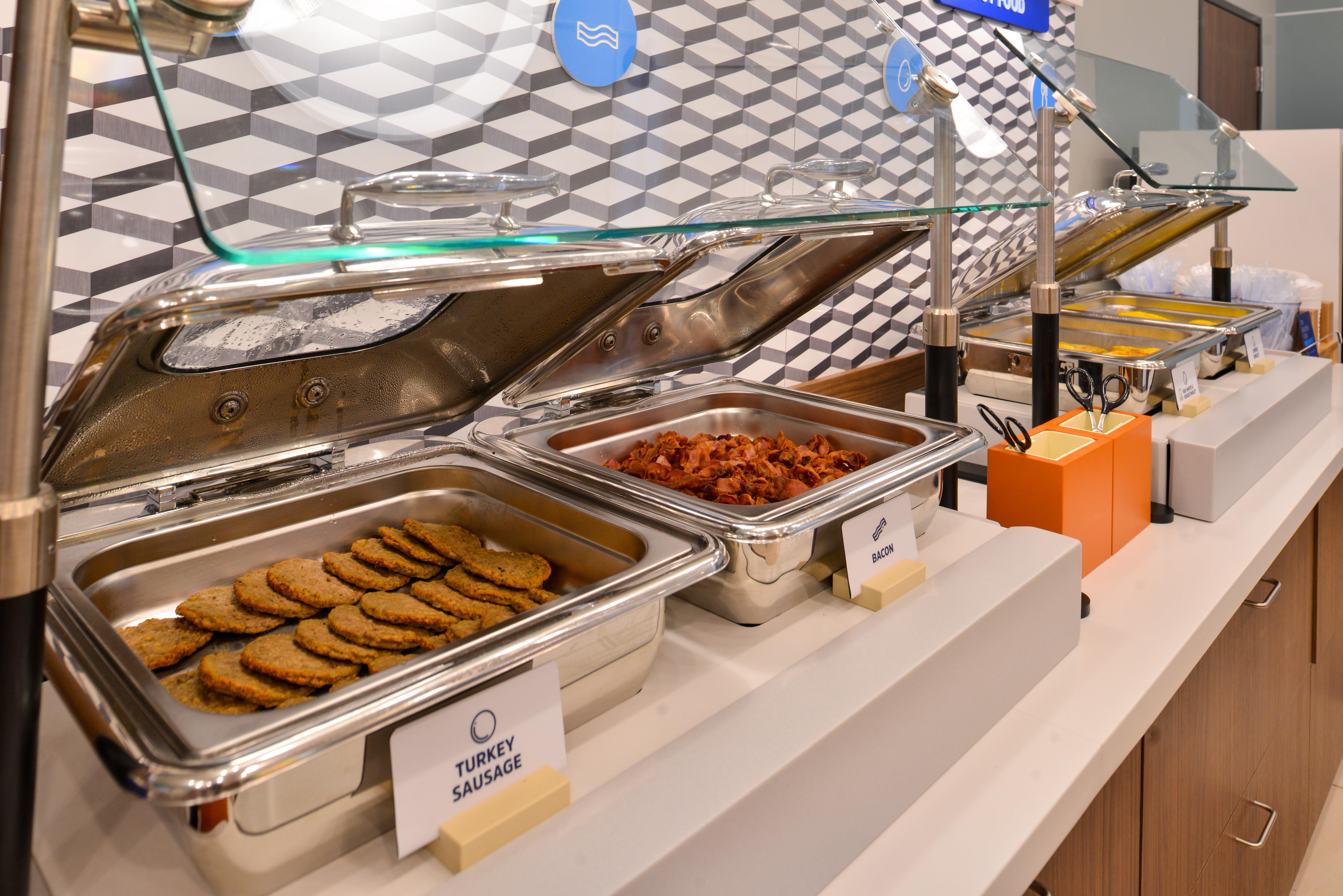 Holiday Inn Express Hotel & Suites Bethlehem By Ihg Bagian luar foto