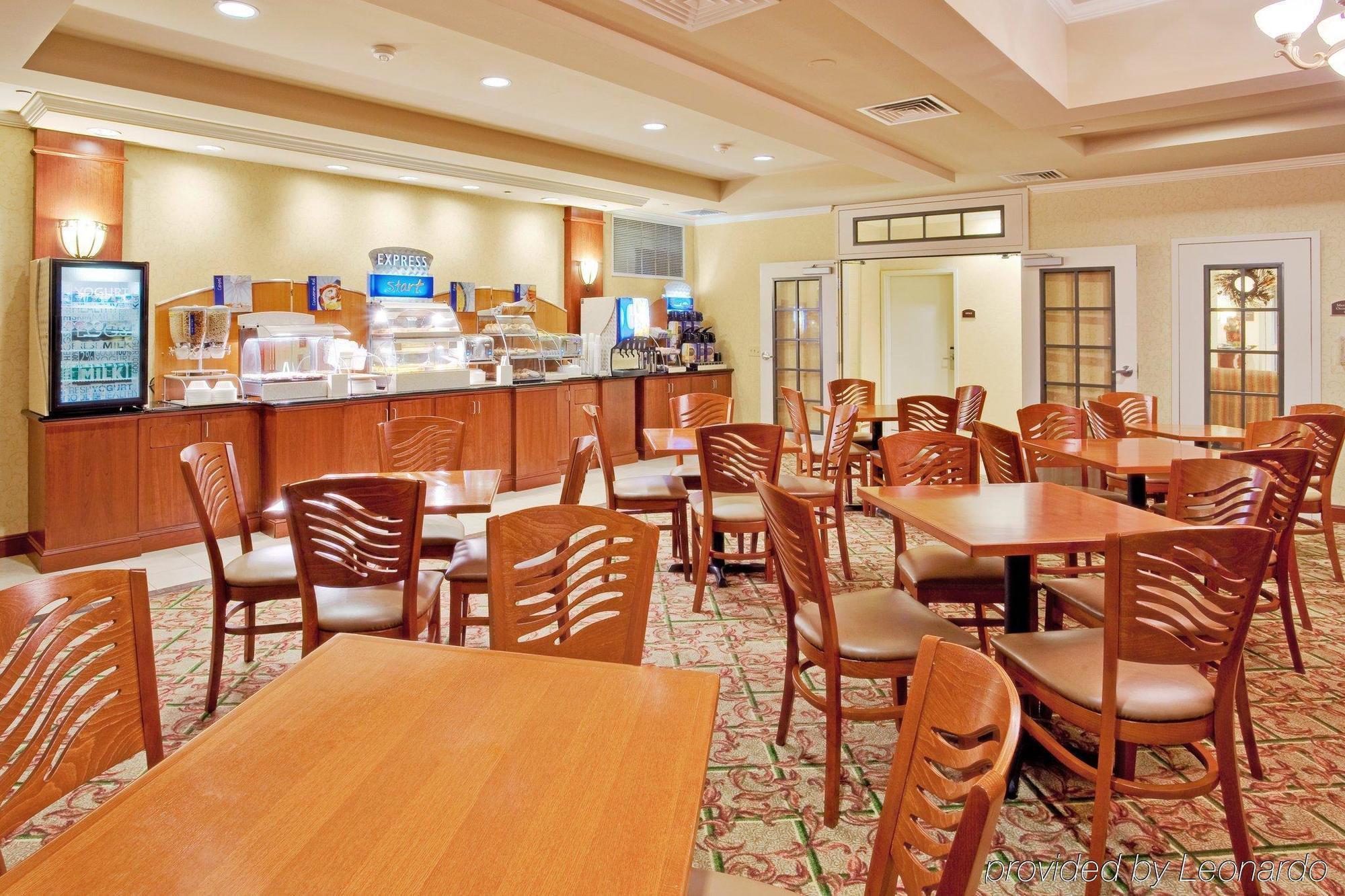 Holiday Inn Express Hotel & Suites Bethlehem By Ihg Bagian luar foto