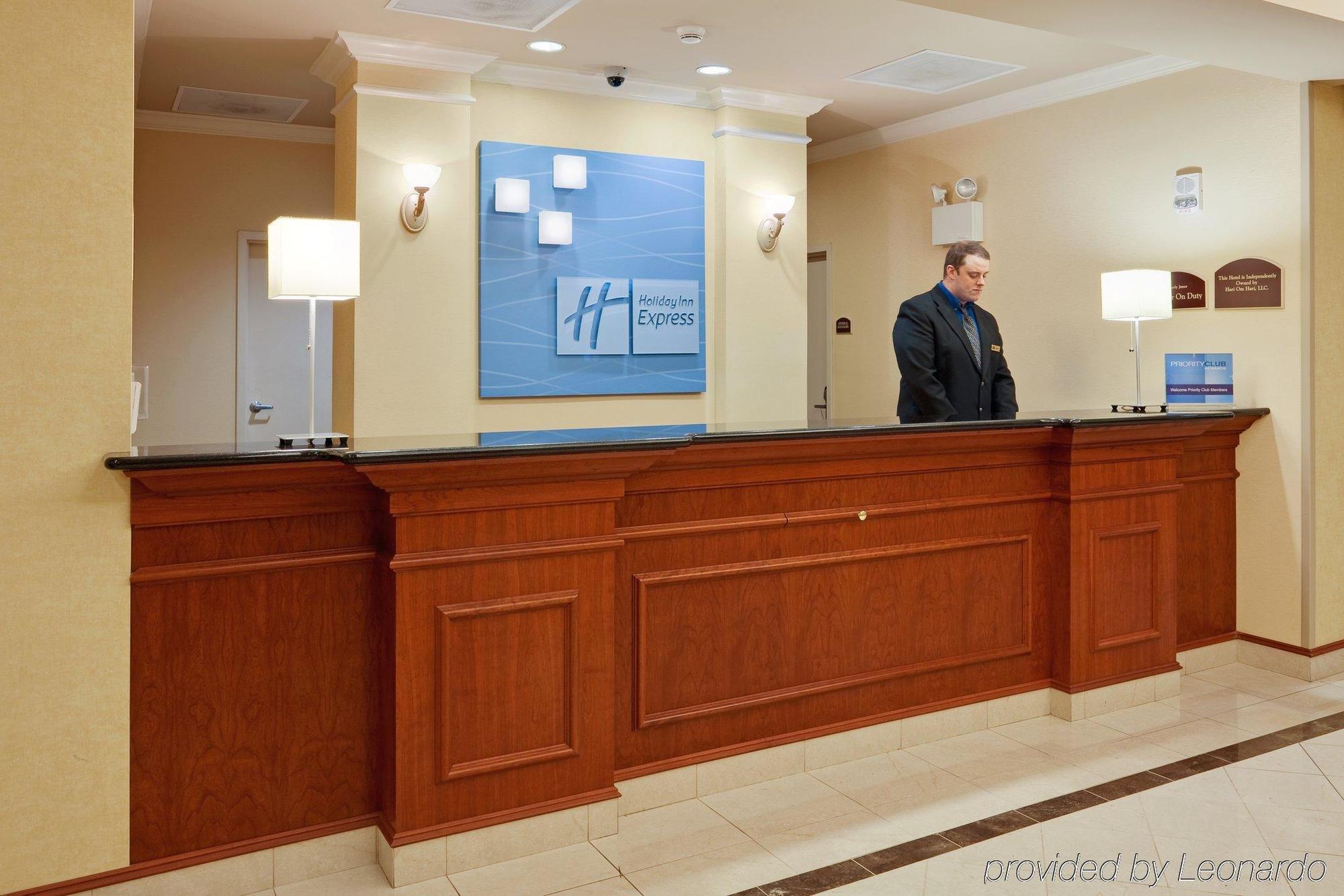 Holiday Inn Express Hotel & Suites Bethlehem By Ihg Bagian luar foto